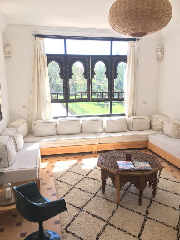 La Maison Des Ailleurs As-Sawíra Exteriér fotografie