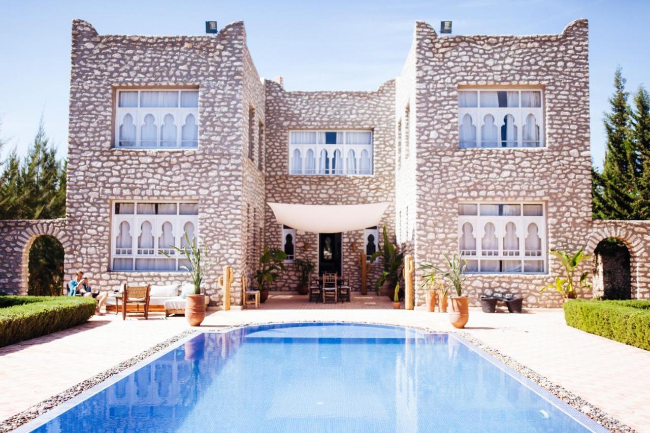 La Maison Des Ailleurs As-Sawíra Exteriér fotografie